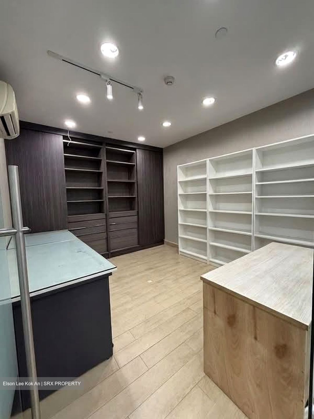 Vertex (D14), Office #604748211